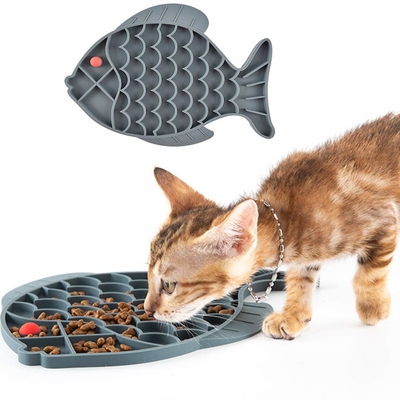 chất lượng Cat Puzzle Feeder Fish Shape Silicone Lick Treat Mat để ăn uống lành mạnh và licking nhà máy sản xuất