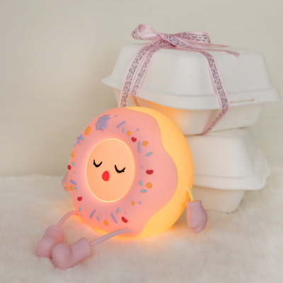 Giá tốt. Chiếc đèn MissDonut Đẹp Chiếc đèn đêm Donut Đèn silicone mềm Trẻ em Trẻ em Trẻ em Trẻ em Đèn đêm LED Đèn cảm ứng Trẻ em Thiết kế phòng ngủ trực tuyến