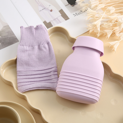 Giá tốt. Thùng nước nóng mini silicone mềm với nắp nén lạnh nóng cho trẻ sơ sinh trẻ em giảm đau trực tuyến