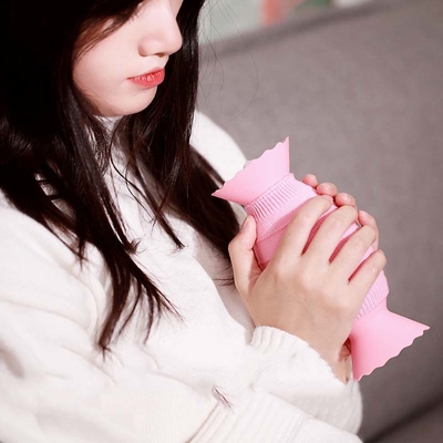 Giá tốt. Vỏ vít silicone túi nóng cho liệu pháp nóng và lạnh trên cơn đau kinh nguyệt trực tuyến