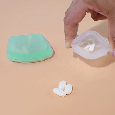 Giá tốt. Thùng chứa thực phẩm silicone nhỏ có thể sử dụng nhiều lần Không chứa BPA, chống rò rỉ, an toàn trong máy rửa chén, Microwave & Tủ đông thân thiện Hoàn hảo cho đồ ăn nhẹ, thức ăn cho trẻ sơ sinh, du lịch và sử dụng bếp không chất thải trực tuyến